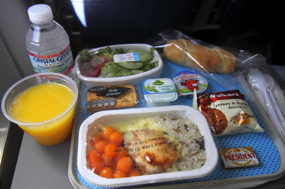A chef has revealed what you should eat on an airplane. Photo: Getty Images