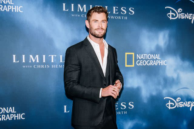 Chris Hemsworth receives 'strong indication' of a genetic predisposition to  Alzheimer's disease while filming new show