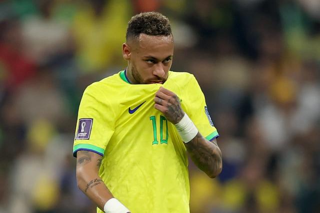 Neymar OUT of Brazil's World Cup 2022 group games after injury against  Serbia