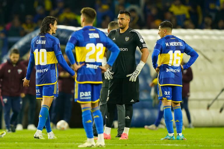 Cavani, Romero, Zenón y Merentiel buscan explicaciones tras el empate con Fortaleza por la Copa Sudamericana; sus hinchas empiezan a hacer cuentas para saber si el equipo estará o no en el próximo Mundial de Clubes; su suerte está en las manos de otros