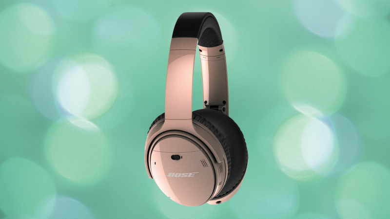 These wireless headphones are on sale for nearly 40 percent off. (Photo: Bose)