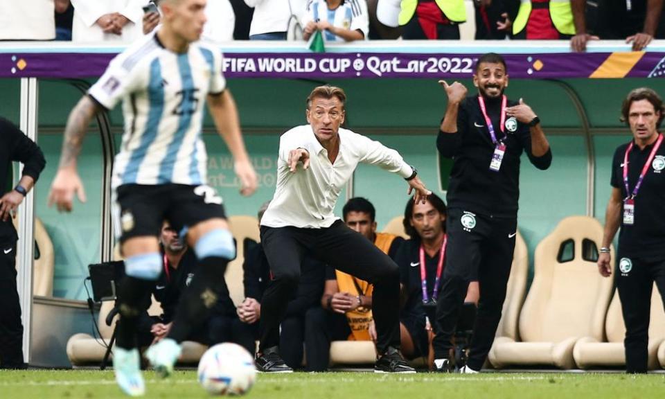 The Saudi Arabia coach, Hervé Renard, on the touchline against Argentina