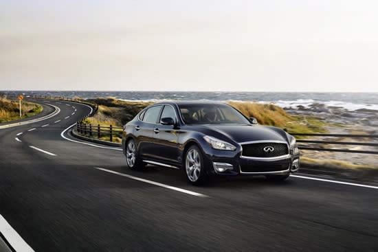 photo 1: 2015小改款Infiniti Q70紐約車展發表，長軸版Q70L同時亮相