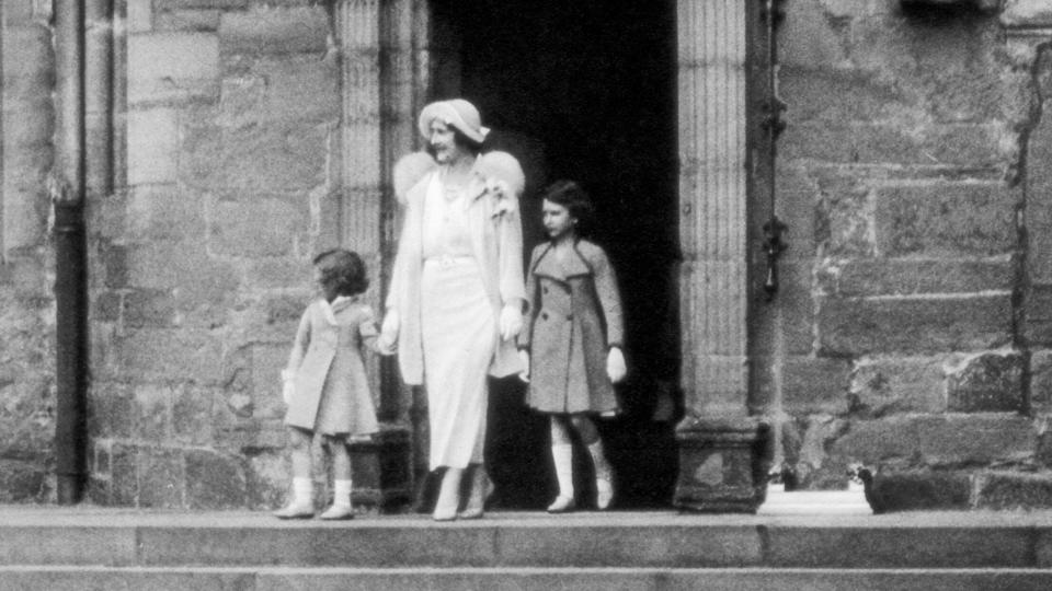 Queen Elizabeth with Princesses Elizabeth and Margaret at Glamis Castle