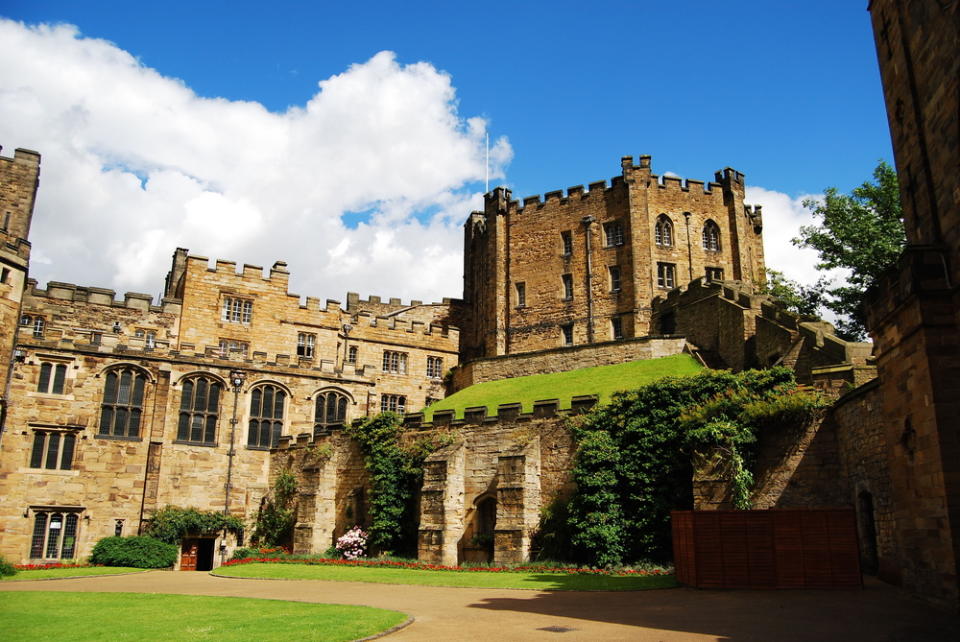 <p>Who could forget <i>Harry Potter</i>'s snow-covered scenes? Well, Durham Castle played home to Hogwarts' earliest wintry scenes. Filled with university students for most of the year, you can book the venue for weddings for around £4995. </p>