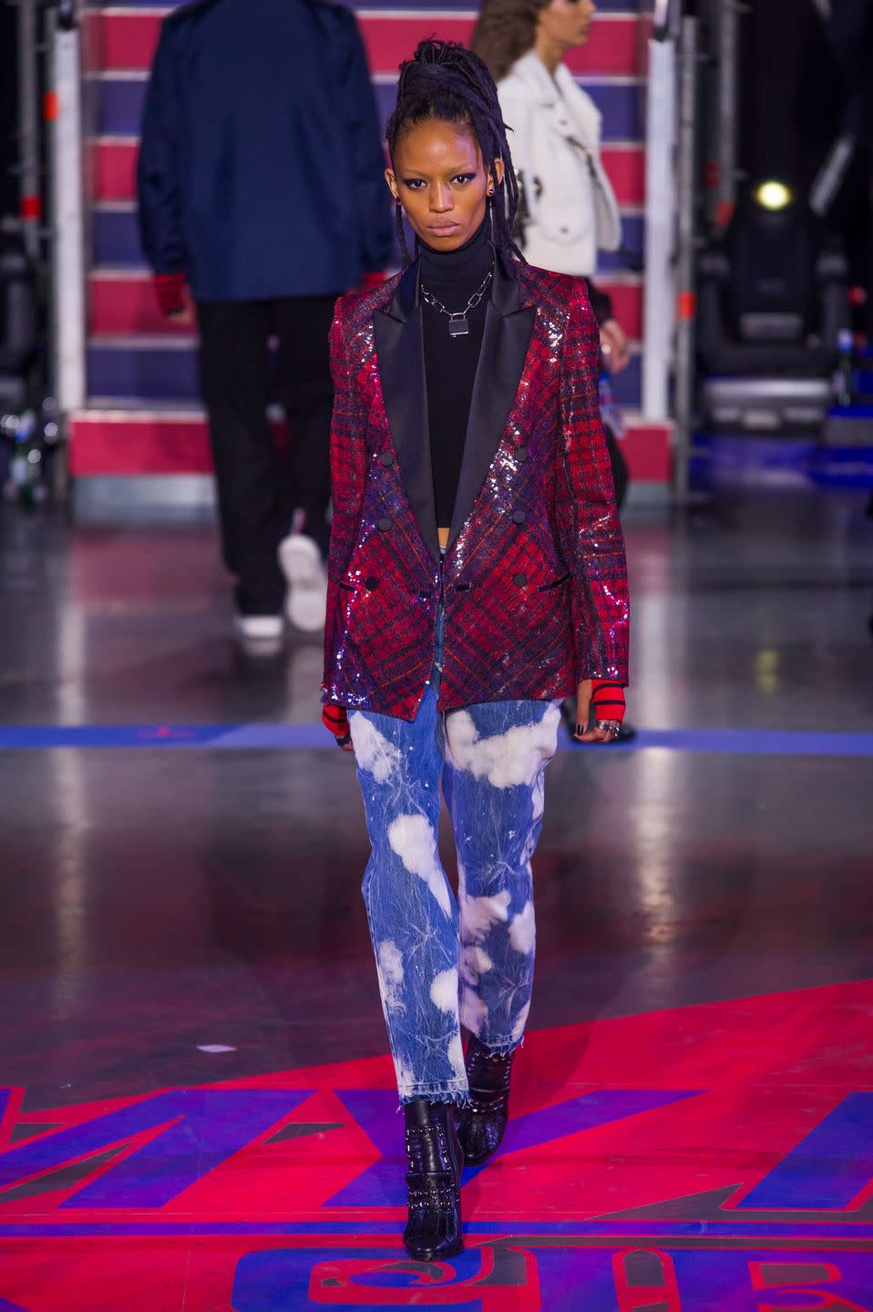 All the Looks From Tommy Hilfiger Fall 2017