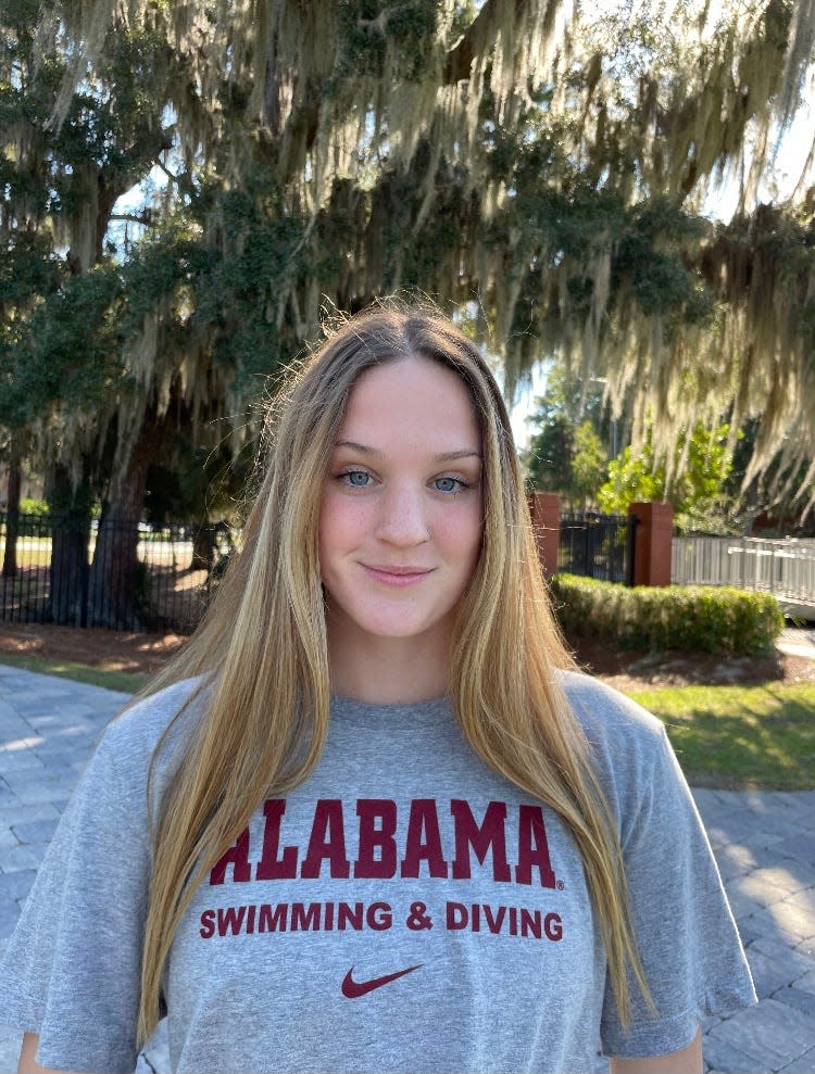 Gaby Van Brunt of St. Andrew's has committed to swim for Alabama.