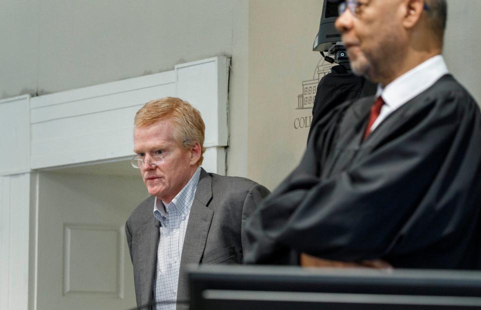 Alex Murdaugh and Judge Clifton Newman during a break in the court at the Colleton County Courthouse in Walterboro, Thursday, Feb. 23, 2023. Grace Beahm Alford/The Post and Courier/Pool