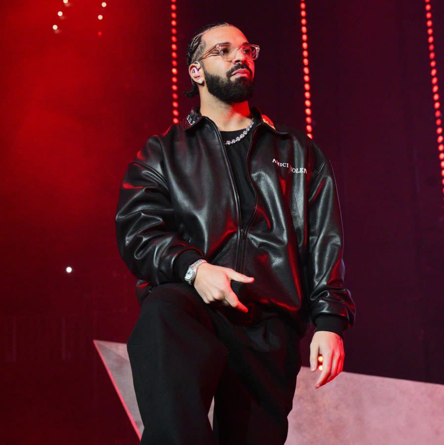 Kendrick Lamar Vs Drake A Rundown on the Diss Tracks in HipHops Fiercest Feud