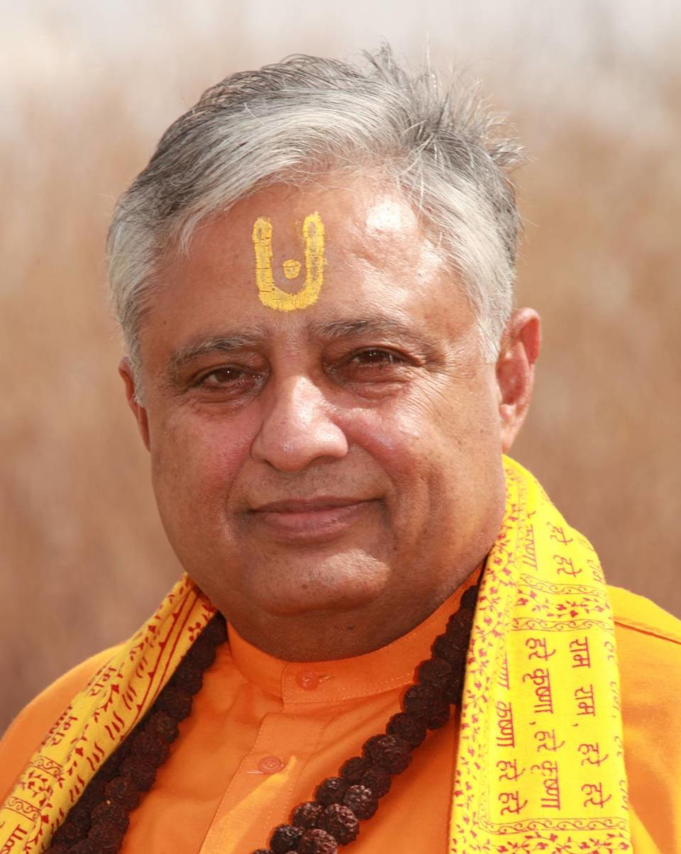 Hindu ‘statesman’ Rajan Zed said that Florida students urgently need awareness of the wisdom of Hinduism and that he is eager to volunteer for the school chaplain program.
