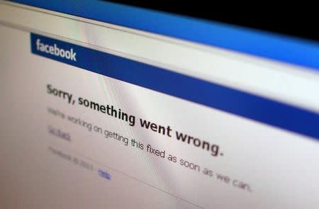 A Facebook error message is seen in this illustration photo of a computer screen in Singapore June 19, 2014. REUTERS/Thomas White