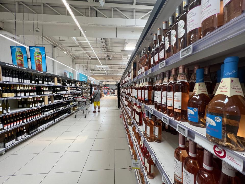 Wine aisles at Auchan