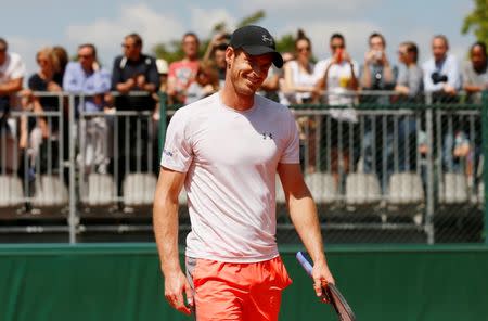 Tennis - French Open - Roland Garros, Paris, France - 24/5/15 Great Britain's Andy Murray practices ahead of The French Open Action Images via Reuters / Jason Cairnduff Livepic