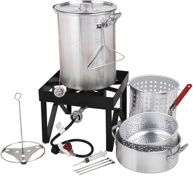  Bayou Classic 3025 30-qt Aluminum Turkey Fryer Set Features  30-qt Aluminum Turkey Fryer Pot Perforated Poultry Rack & Hook 12-in  Stainless Thermometer 1-oz Seasoning Injector: Turkey Fry Pots: Home &  Kitchen