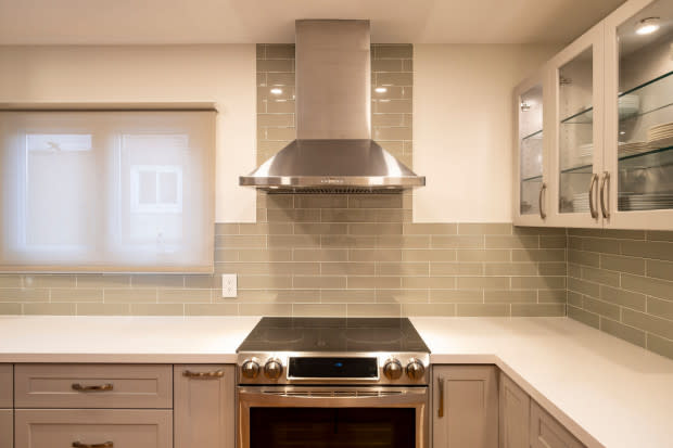 What Is a Range Hood and Why Do I Need One? - Dengarden