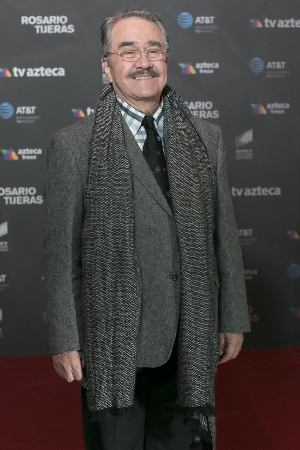 MEXICO CITY, MEXICO. OCTOBERE 27: Pedro Sola poses at the premiere of 