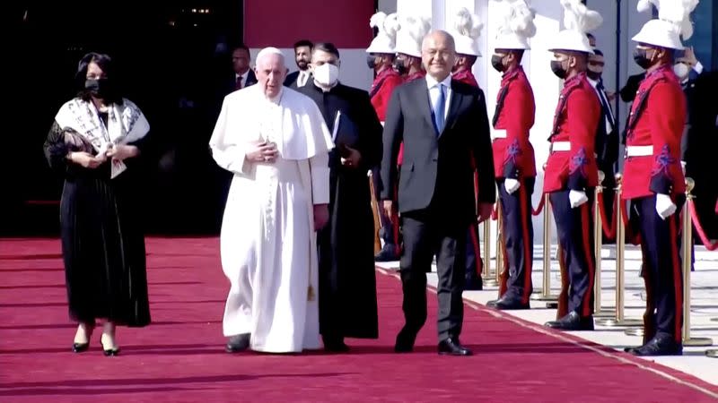 Pope Francis ends his tour to Iraq