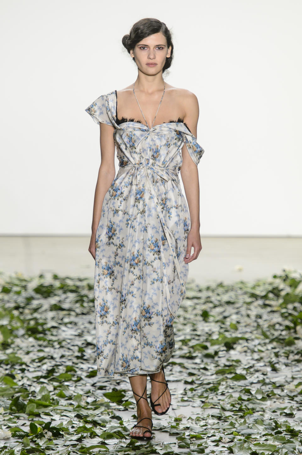 <p><i>A model in a floral off-shoulder dress. (Photo: ImaxTree) </i></p>