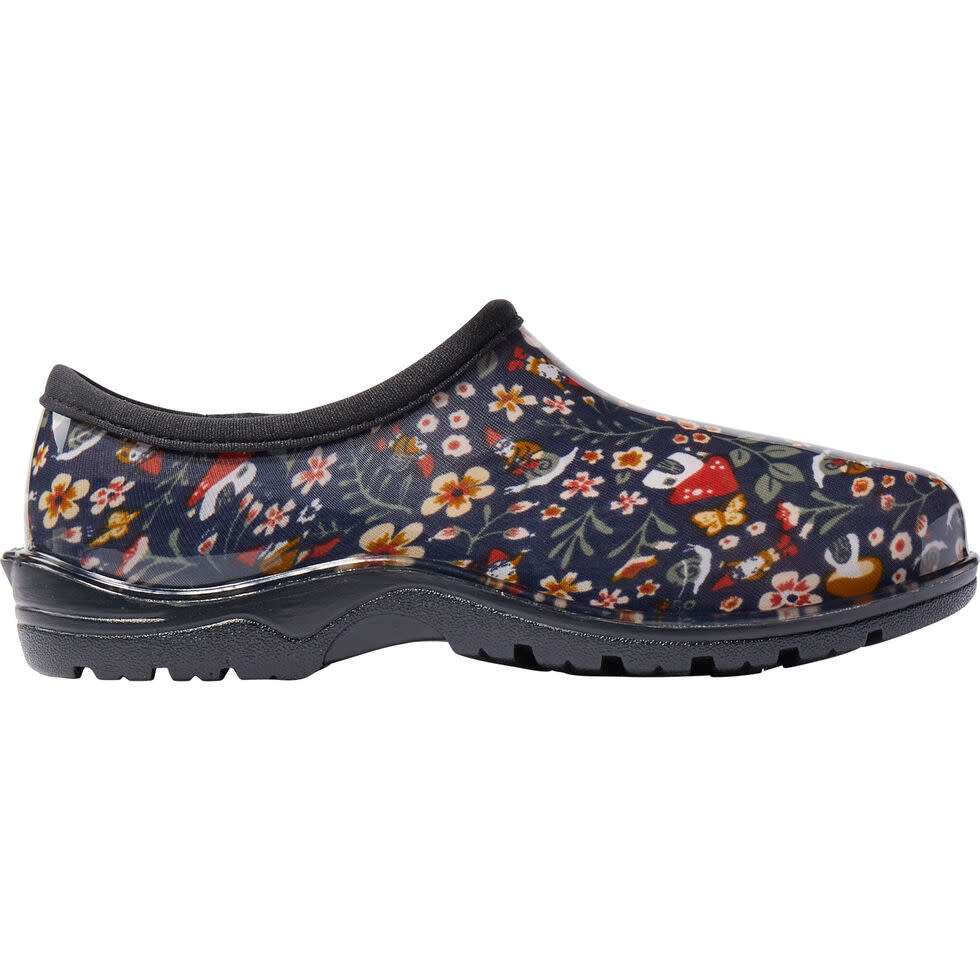 <p><a href="https://go.redirectingat.com?id=74968X1596630&url=https%3A%2F%2Fwww.duluthtrading.com%2Fs%2FDTC%2Fwomens-duluth-garden-clogs-40482.html&sref=https%3A%2F%2Fwww.womansday.com%2Fstyle%2Ffashion%2Fg46552071%2Fbest-clothes-for-gardening%2F" rel="nofollow noopener" target="_blank" data-ylk="slk:Shop Now;elm:context_link;itc:0;sec:content-canvas" class="link rapid-noclick-resp">Shop Now</a></p><p>Women's Garden Clogs</p><p>duluthtrading.com</p><p>$18.71</p><span class="copyright">Duluth Trading Company</span>