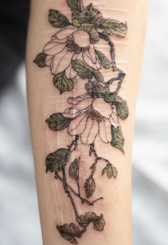 43 Gorgeous Flower Tattoos & Designs You Need in 2021