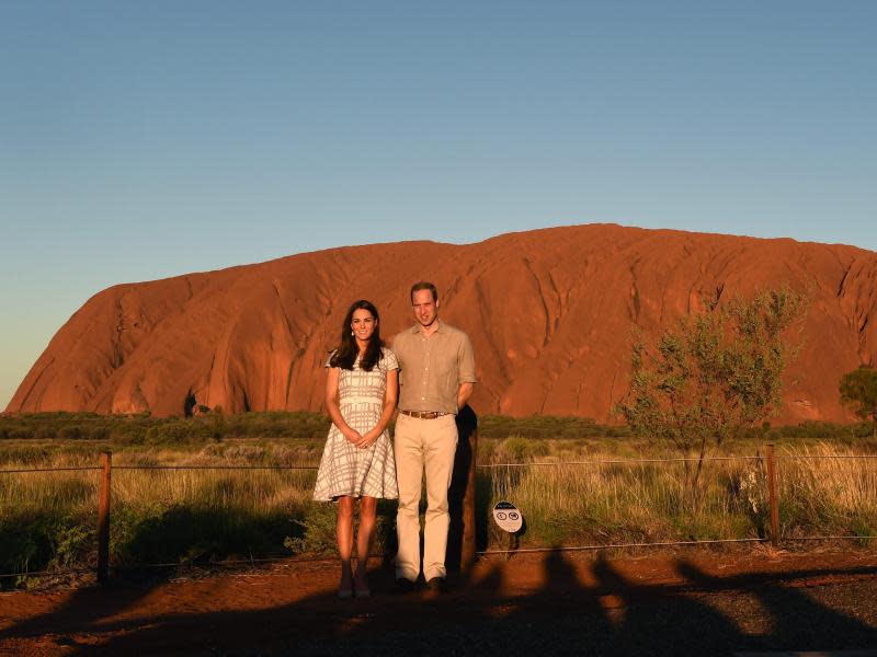 William und Kate am Uluru. Foto: William West