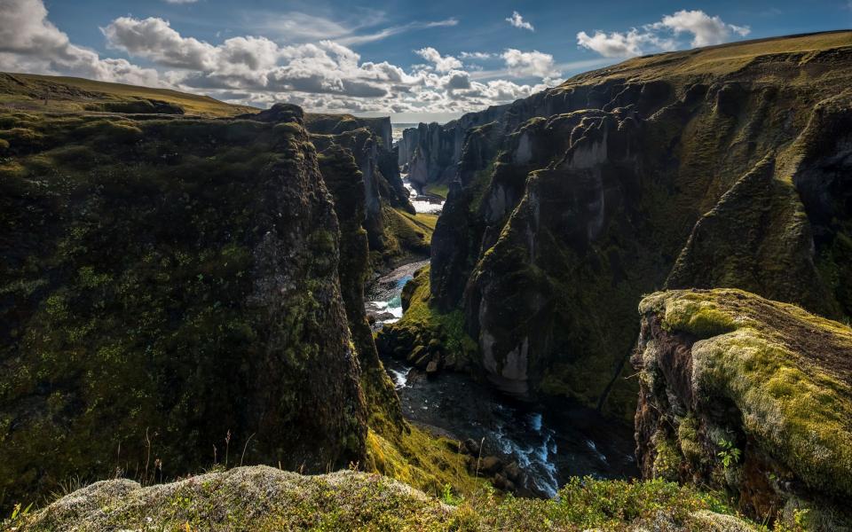 Fjadrárgljúfur Canyon