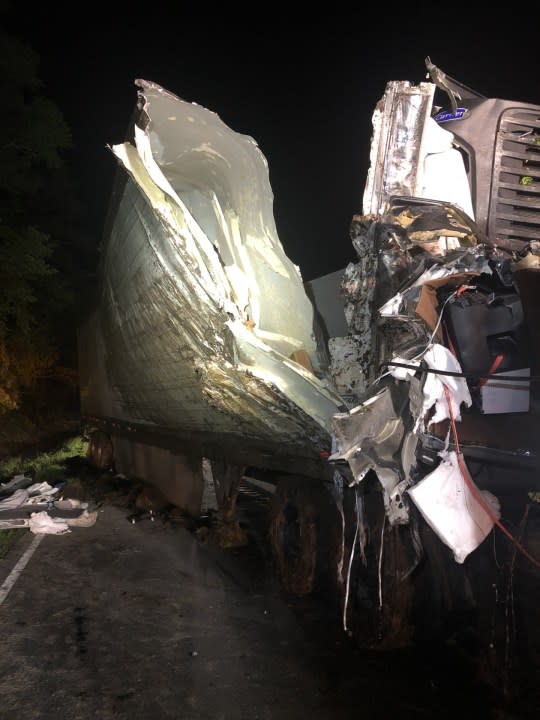 Smithfield tractor-trailer crash (Courtesy: VSP)