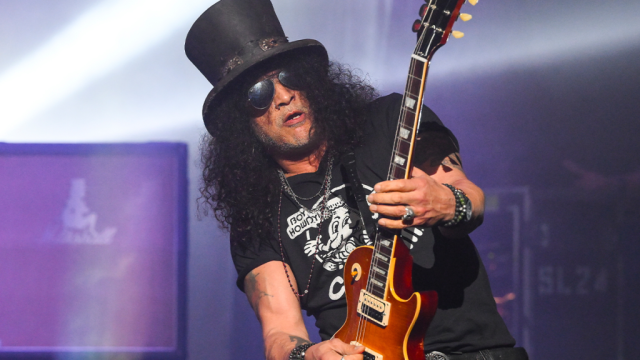 I'm still a self-conscious and insecure guitar player!: Slash