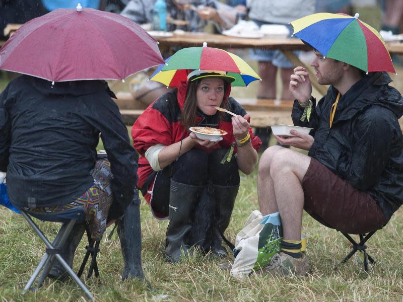 Regenpause in Glastonbury. Foto: Will Oliver