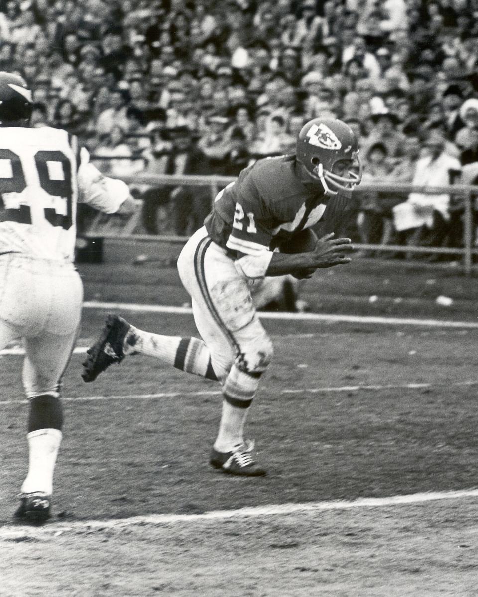 Kansas City Chiefs running back Mike Garrett scores a touchdown against the Minnesota Vikings in Super Bowl IV, Jan. 11, 1970, at Tulane Stadium in New Orleans. The Chiefs won 23-7.