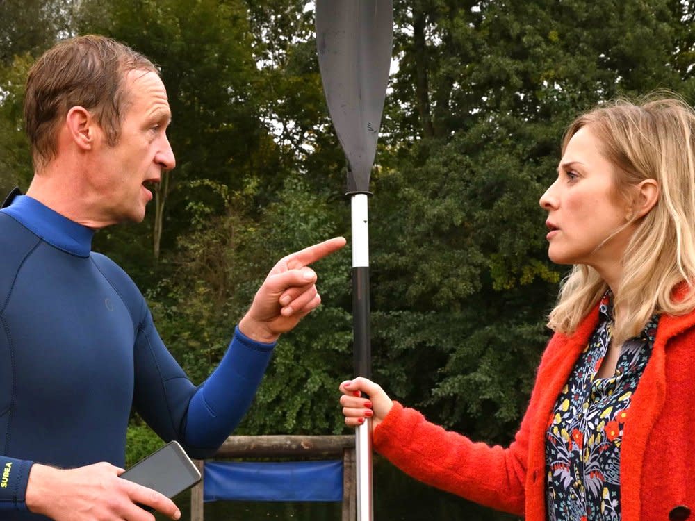 "Neben der Spur ist auch ein Weg": Linda (Marlene Morreis) und Fritz (Stephan Kampwirth) haben sich auseinandergelebt. (Bild: ARD Degeto/Hardy Spitz)