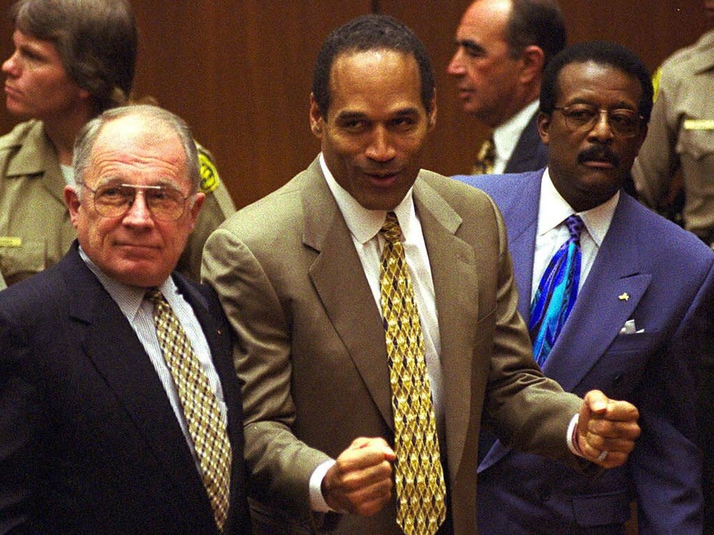 O. J. Simpson nach seinem Freispruch im Mordprozess 1995. (Bild: action press)