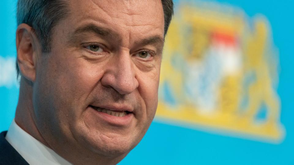 Bayerns Ministerpräsident Markus Söder spricht auf einer Pressekonferenz.