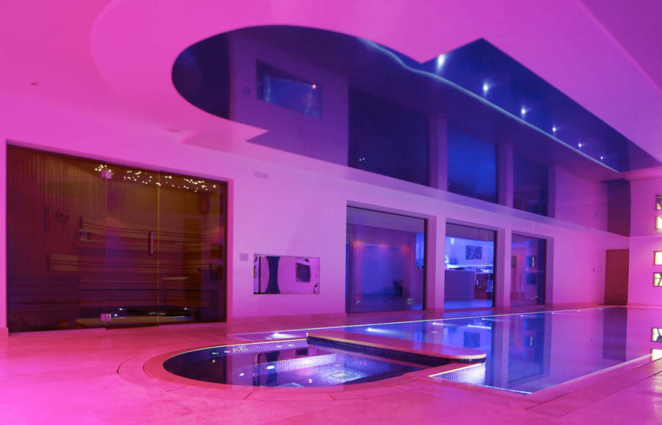 English Underground Mansion – Bathed in Pink