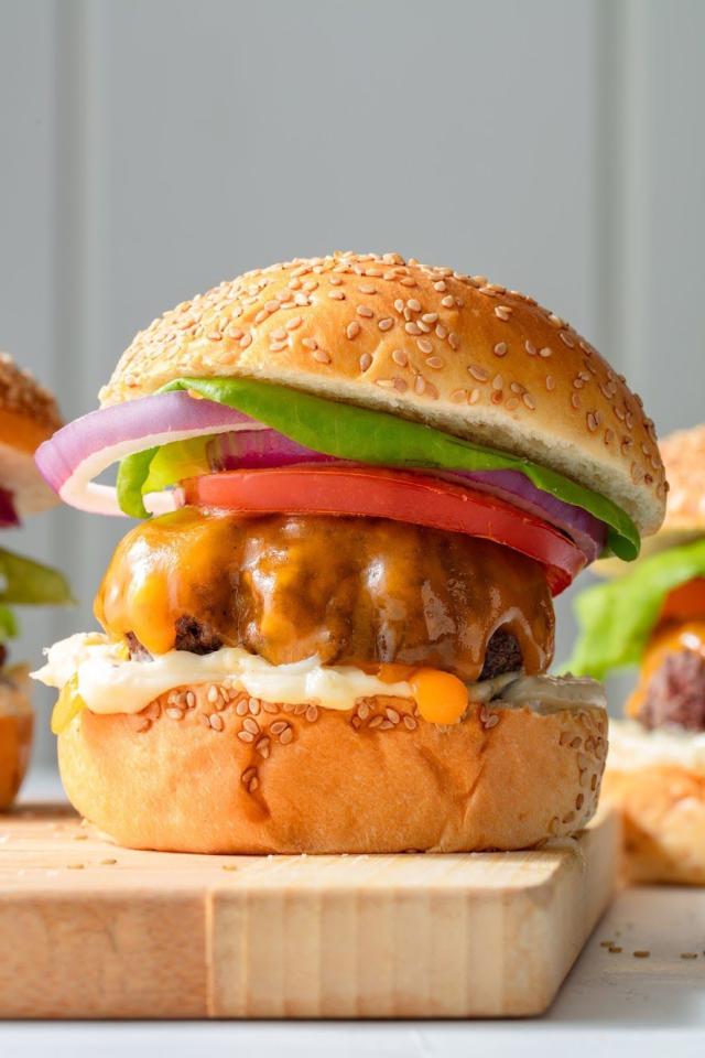 BBQ Bacon Turkey Burgers, Addicting Burger Recipe