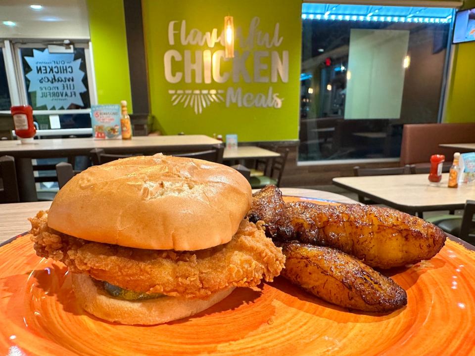 The best part of the classic chicken sandwich at Campero was the hefty chicken breast, and the crunchy pickle. That's it.