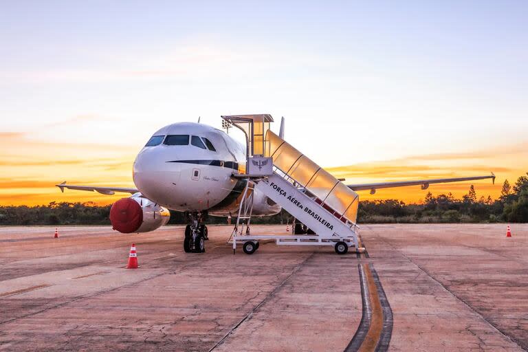 El interior del avión presidencial que transportó a Luiz Lula da Silva y su comitiva a México, un Airbus A319CJ