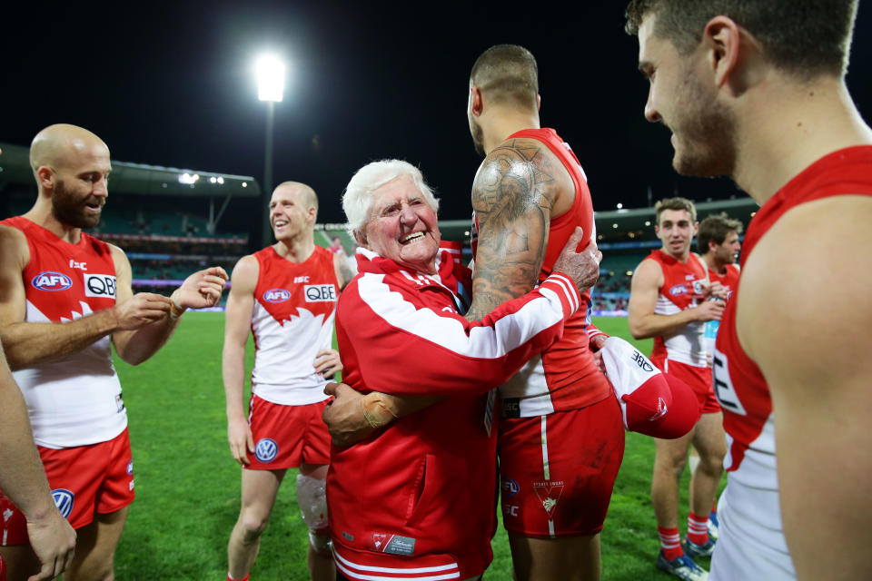 Kenny Williams, pictured here celebrating with Lance Franklin after a Swans game in 2017.