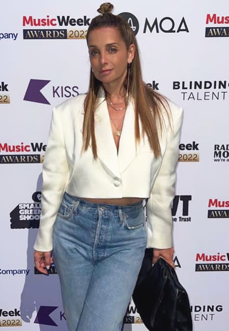 louise-jeans-blazer-red-carpet