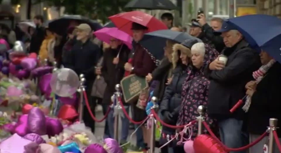 Mourners in London pay tribute to the victims. Photo: 7 News