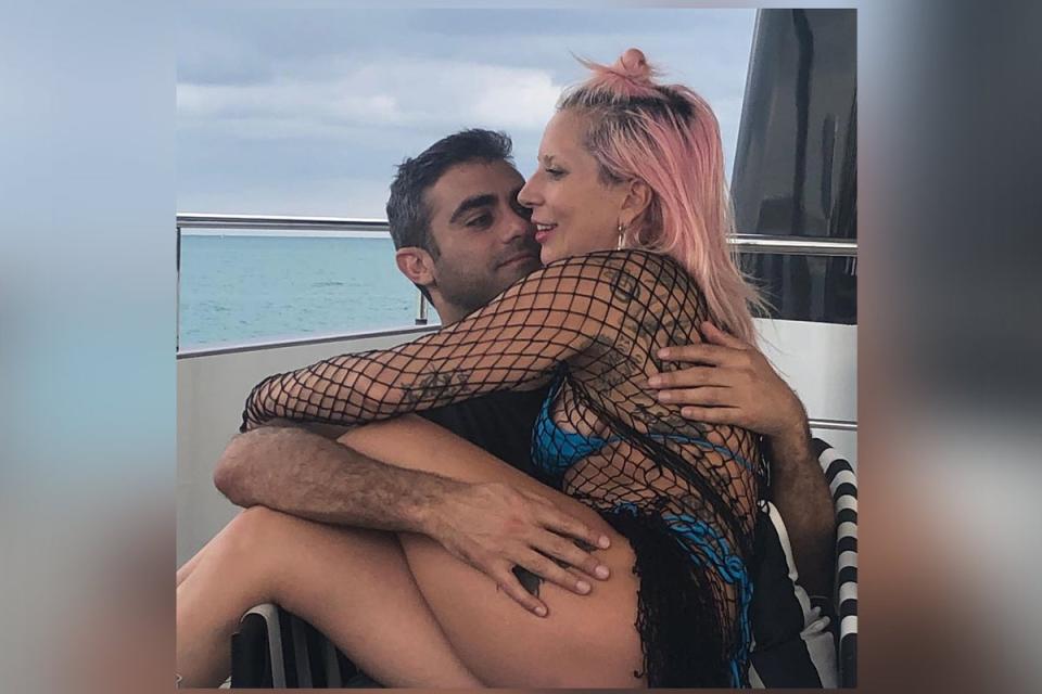 Lady Gaga shares a picture with her boyfriend on Instagram (@ladygaga)