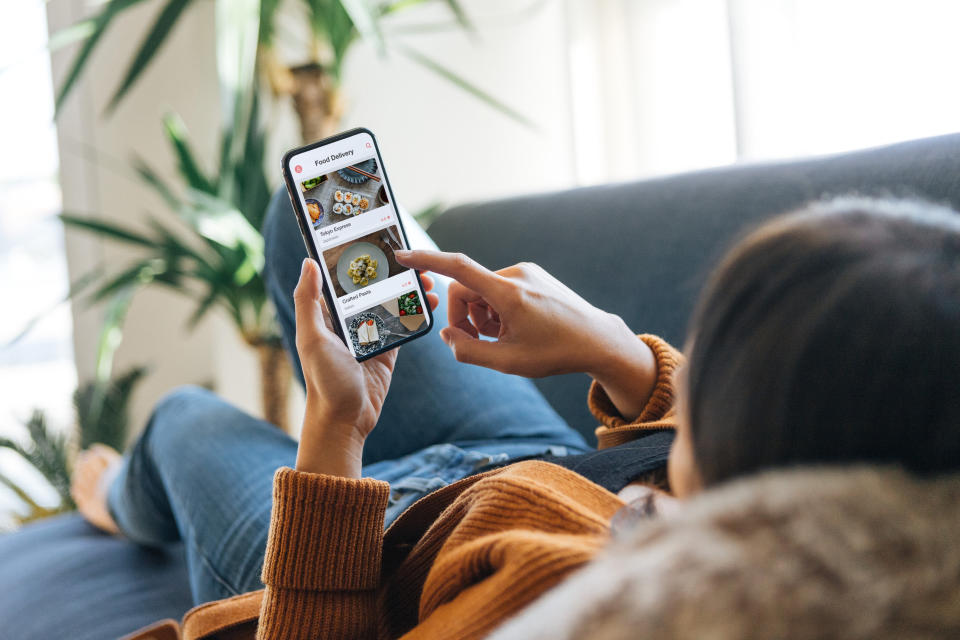 Egal ob Urlaubs-, Essens- oder Partyfotos, manches Bild ist nicht für jedermanns Augen gedacht. Auf dem iPhone lassen sich diese mit einem Passwort schützen. (Symbolbild: Getty Images)