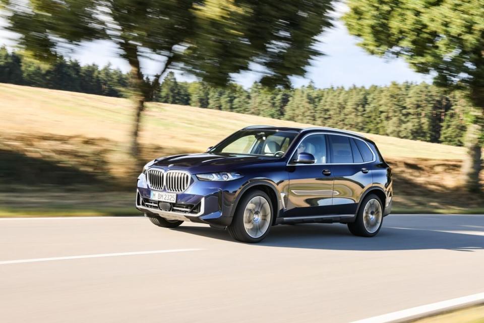 P90518136_lowRes_the-new-bmw-x5-08-23.jpg