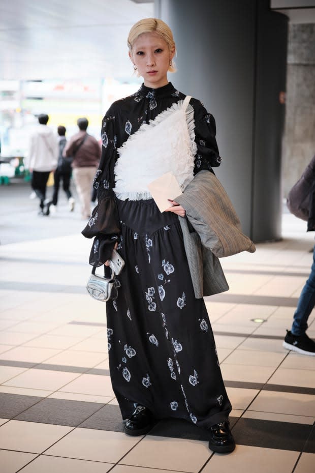 Tokyo Fashion Week Street Style Rejects Every Fashion Rule You've Ever  Heard - Fashionista