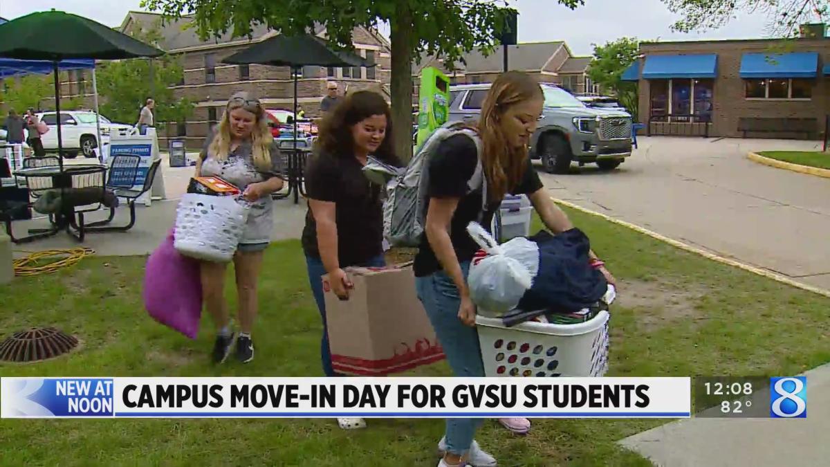 Movein day for largest class in GVSU history