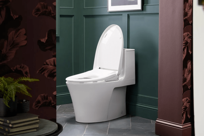 Kohler's PureWash E930 Bidet Seat that features voice commands