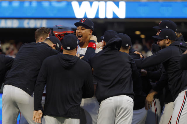 Twins advance for 1st time in 21 years with 2-0 win to sweep Blue Jays  behind Gray, Correa – Orlando Sentinel