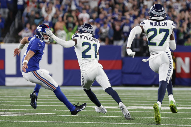 Devon Witherspoon Leads Dominant Defensive Effort In Seahawks' Week 4 Win  Over Giants