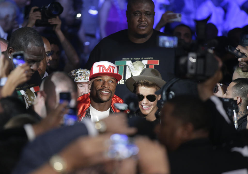 The victim of an Atlanta drive-by shooting told police he is a bodyguard for boxer Floyd Mayweather. (AP)Bo