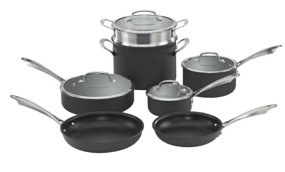 Cuisinart DSA-11 Dishwasher Safe Hard-Anodized 11-Piece Cookware Set. (Photo: Amazon)